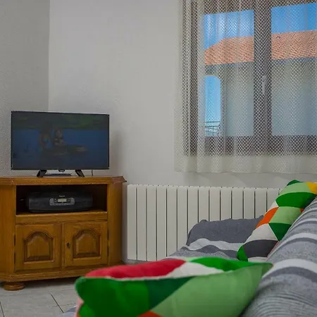 Rose Apartment *