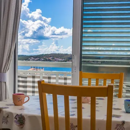 Apartament Rose *